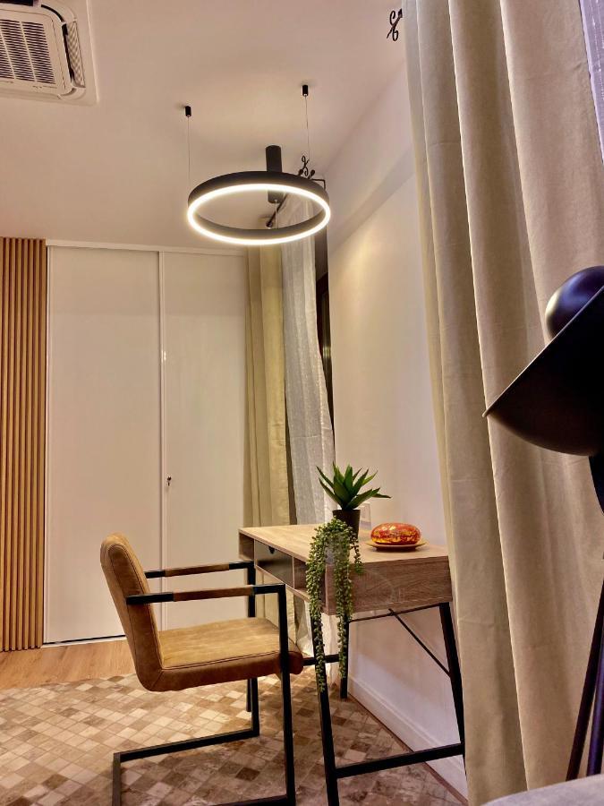 Blancris Boutique Apartment Брашов Екстериор снимка