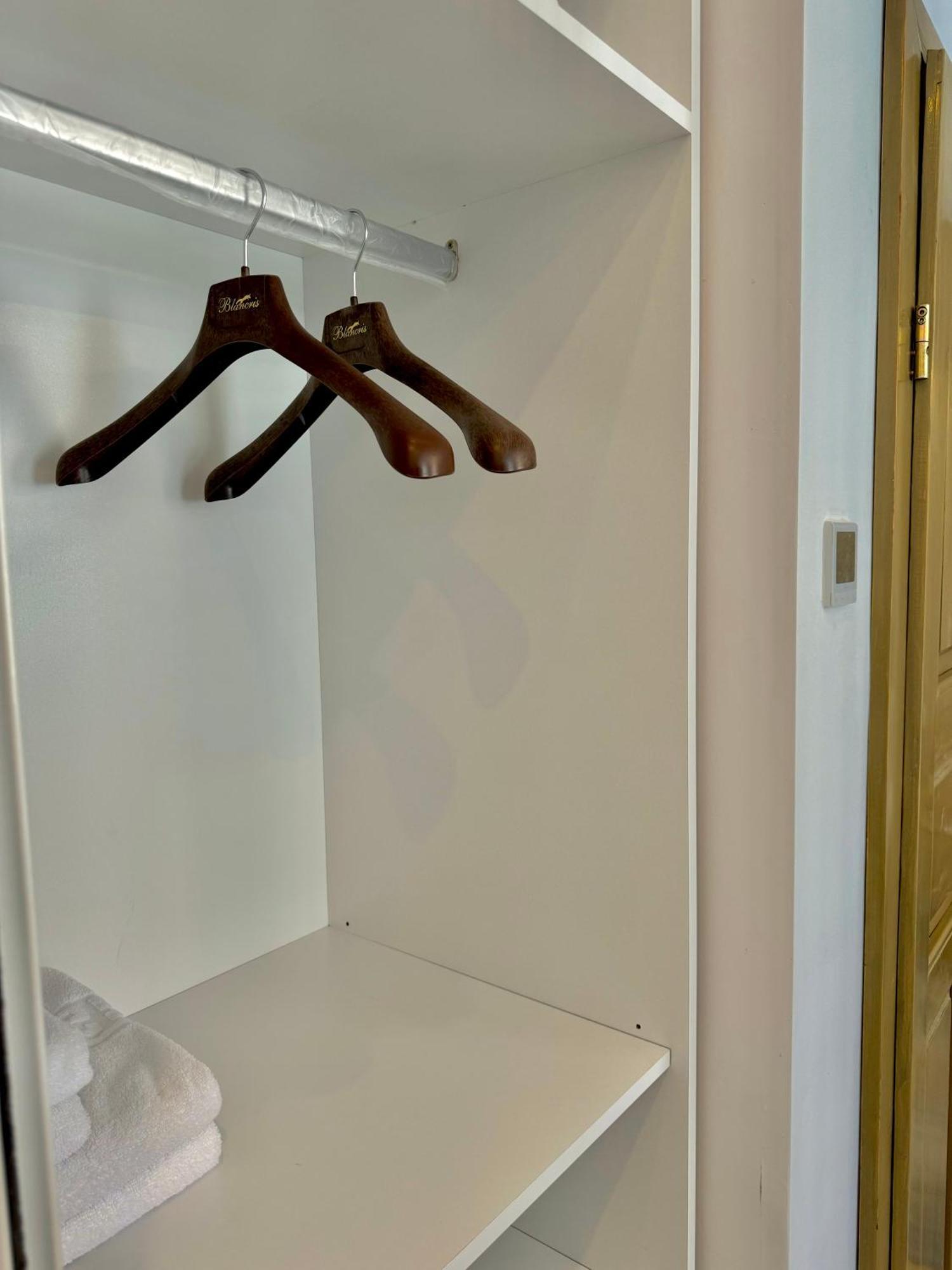 Blancris Boutique Apartment Брашов Екстериор снимка