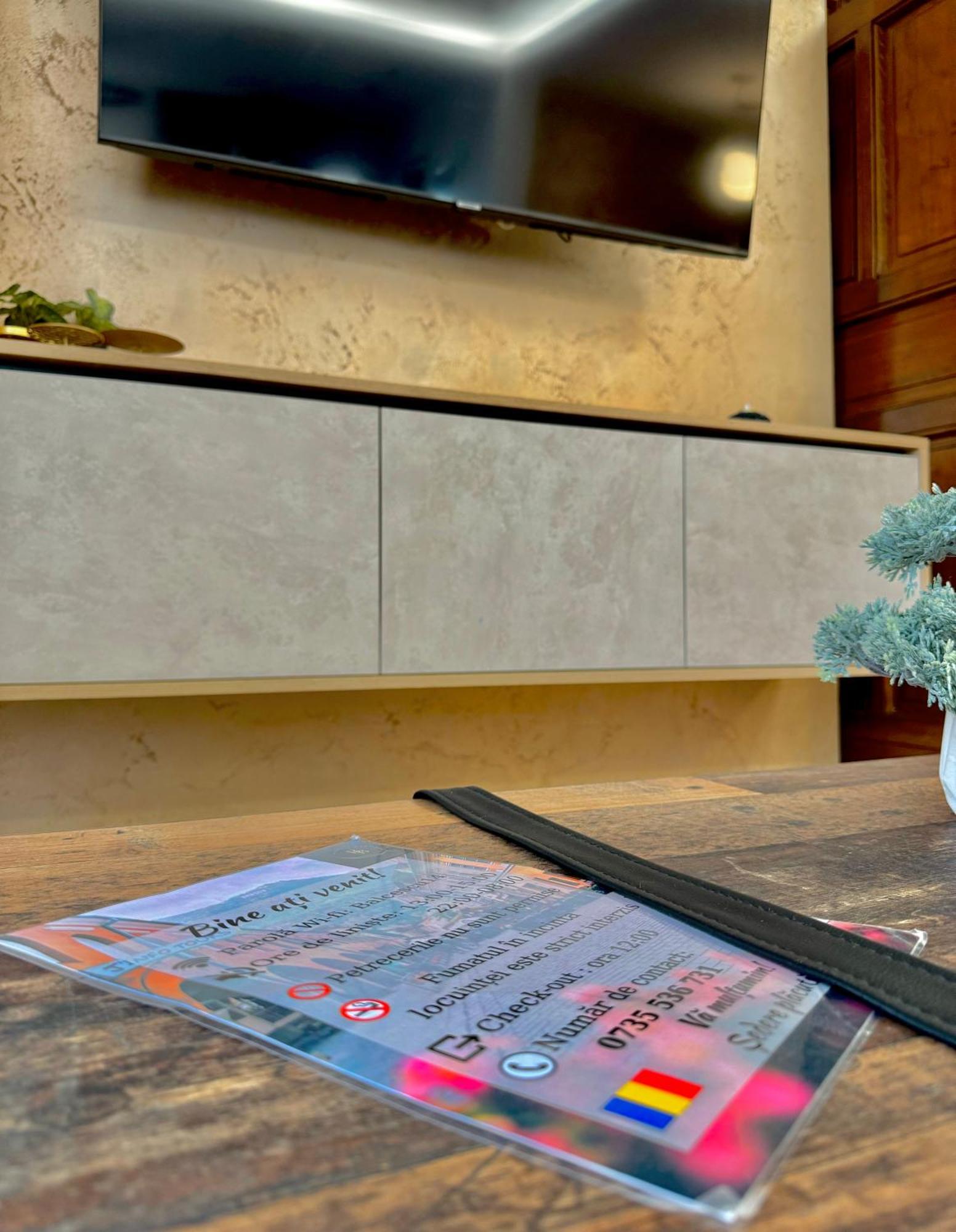 Blancris Boutique Apartment Брашов Екстериор снимка